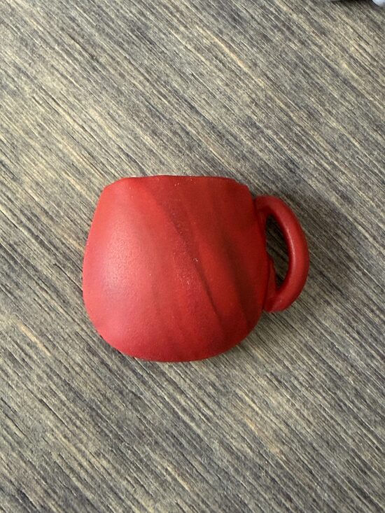 Vāzīte- magnēts, sarkanīga