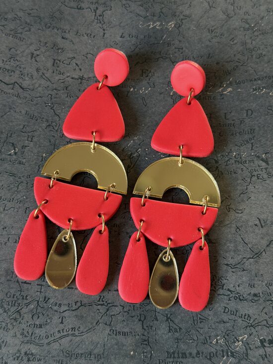 XL auskari - Sarkani